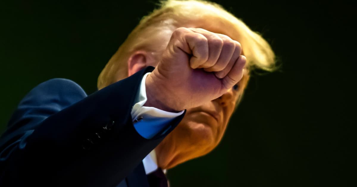 Trump amenință Canada cu tarife de 50% pentru aeronave