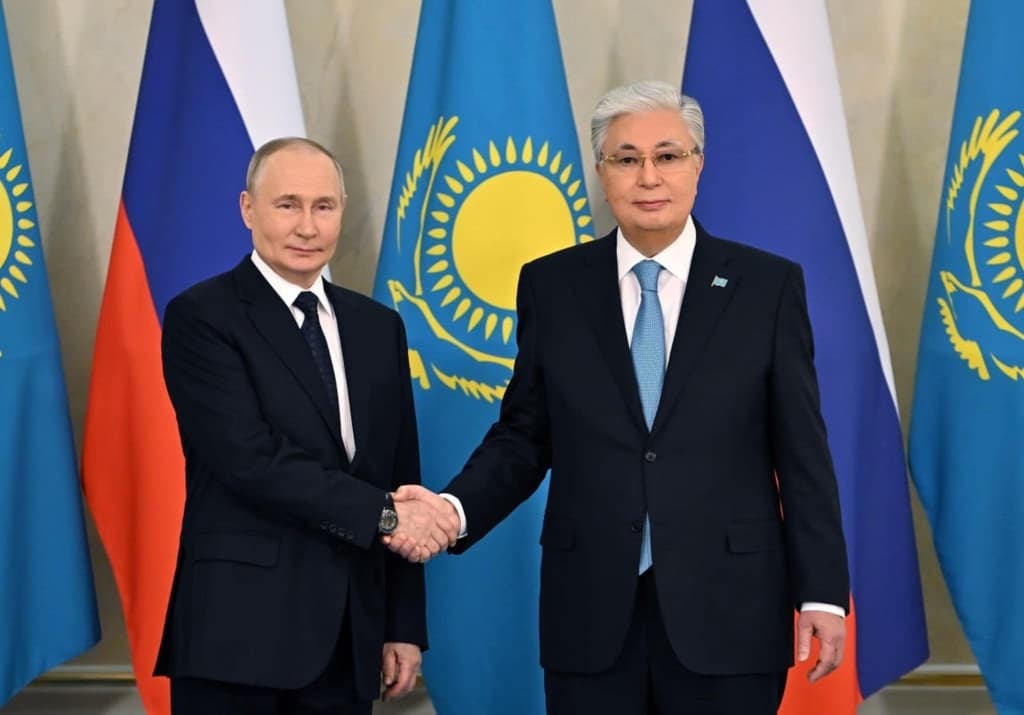 Kazahstanul se îndepărtează de Rusia prin reformă constituțională