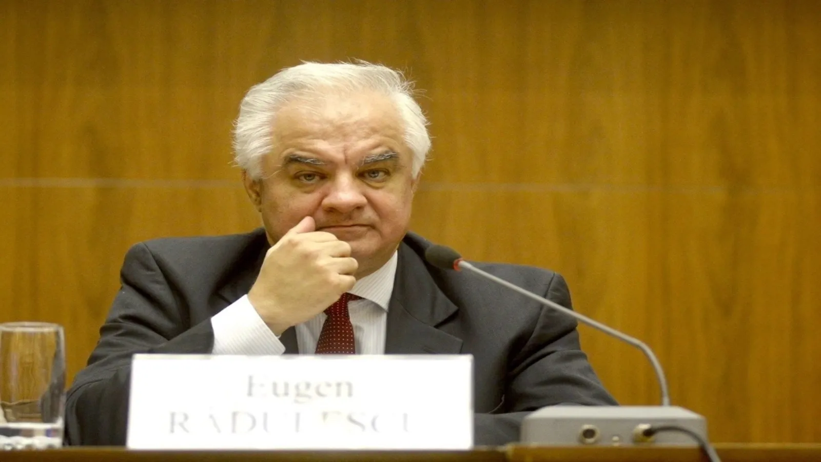 Eugen Rădulescu avertizează: „Am scăpat milimetric”. Pericolul retrogradării rămâne major pentru România