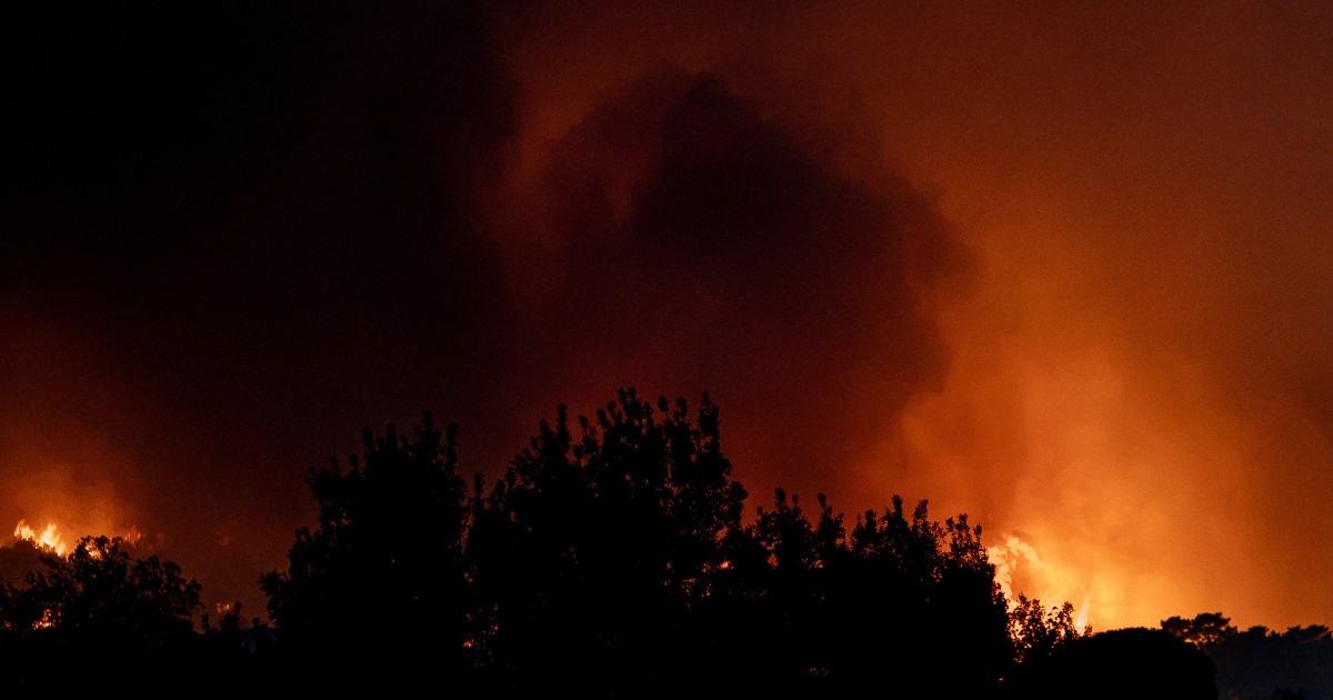 Incendii devastatoare în Spania și Franța: peste 250.000 de persoane evacuate, UE trimite ajutoare