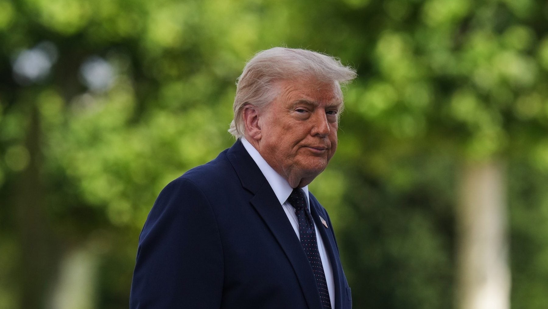 Trump amenință că va declara Strâmtoarea Ormuz „teritoriu al SUA”: „Nicio navă nu trece decât dacă vrem noi”